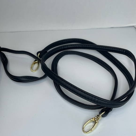 Luv Betsey Johnson Black Cat Embossed Wristlet with shoulder strap - Picture 5 of 9